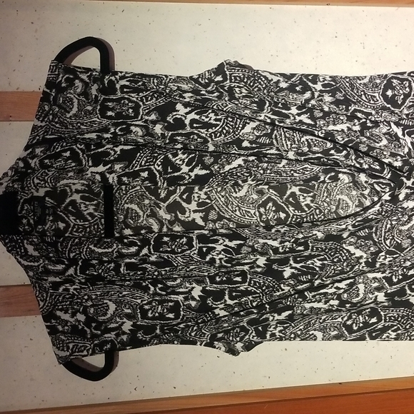 Host pick x2! Talbots, like new, sheer, drapey, black and ivory blouse, 16p - Picture 2 of 7